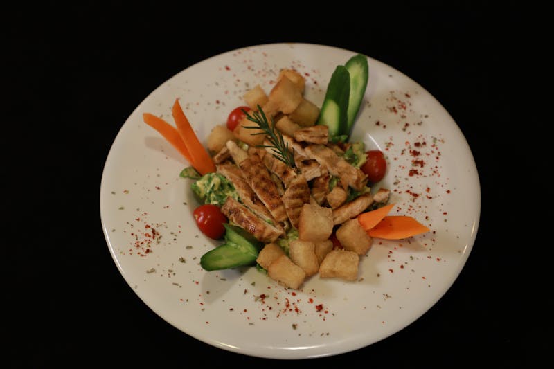 Bruschetta with fresh tomatoes and basil